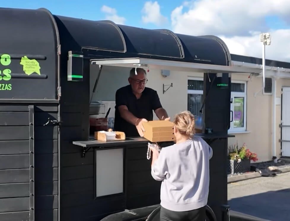 Quickline's Pop-Up Pizza event in Gilberdyke and Newport