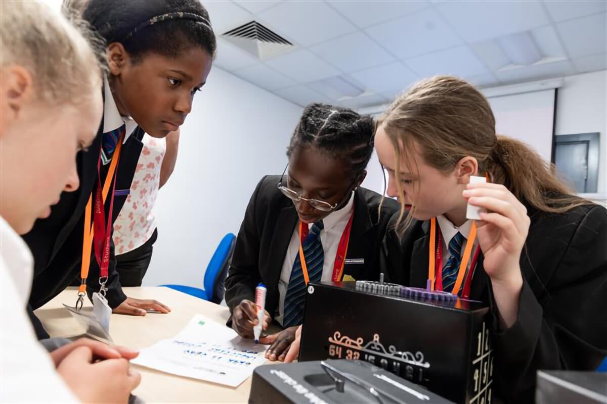 Quickline and Ahead Partnership celebrate successful 2025 digital skills programme