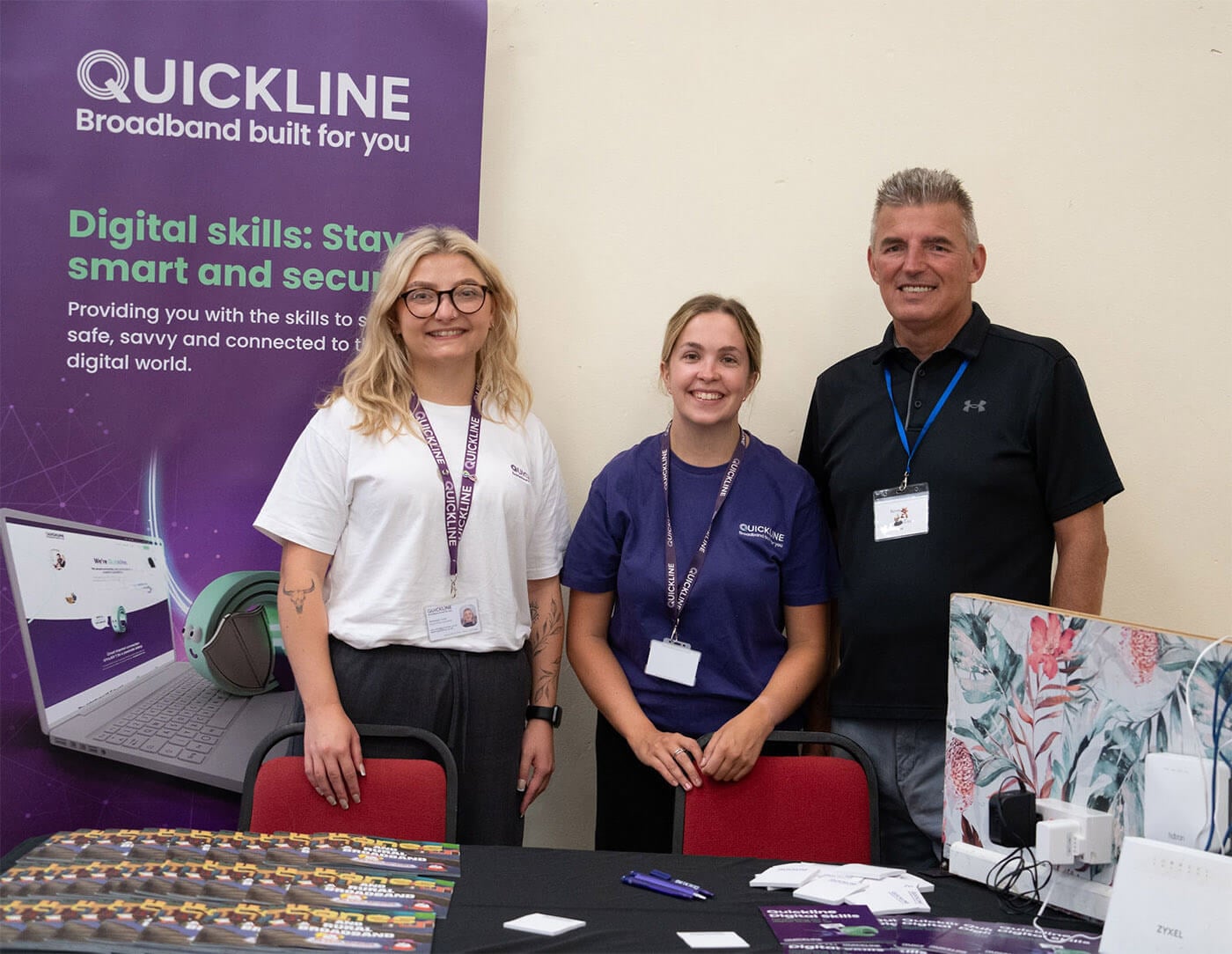 Thousands of children across Yorkshire and Lincolnshire stay safe online social value execs with team sponsor